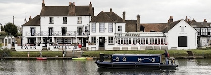 The Swan Hotel