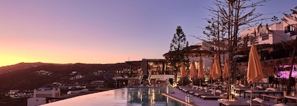 Myconian Utopia Relais & Chateaux