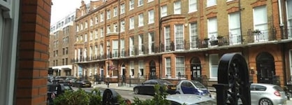 Regency Hotel Parkside