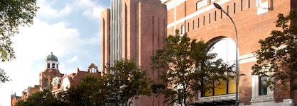 Dorsett Shepherds Bush Hotel