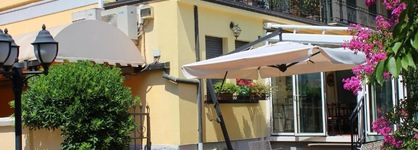 Charly Hotel