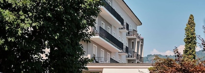 Hotel Carillon