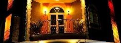 Le Vieux Nice Inn