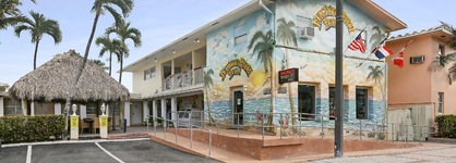 Hollywood Beach Flamingo