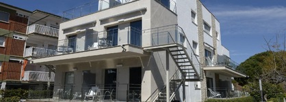 Castellmar Apartments