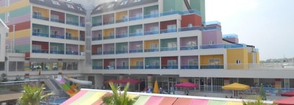 Side Win Hotel