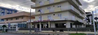 Hotel Gran San Bernardo