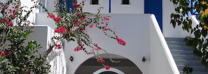 Levante Beach Hotel
