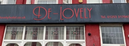 Delovely Hotel