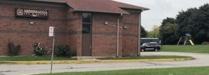 Mississauga Inn And Suites