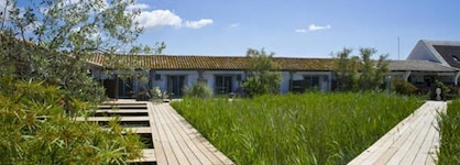 Les Arnelles