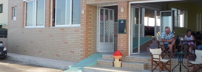 Haris Apartments
