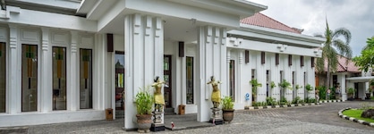 Inna Bali Heritage Hotel