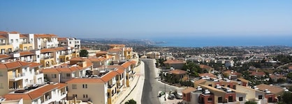 Club Coral View Resort