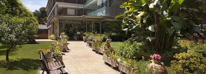 Velor Apartments