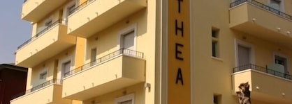 Hotel Thea
