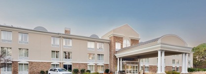 Holiday Inn Express Hotel Of Neptune By Ihg