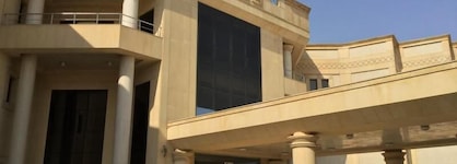 Executives Hotel Al Azizia