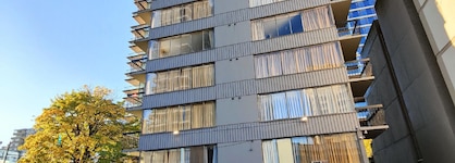 Divya Sutra Suites On Robson Downtown Vancouver