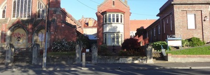Hopkins Manor
