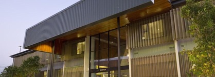 The Glen Hotel & Suites