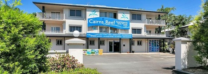 Cairns Reef Apartments & Motel