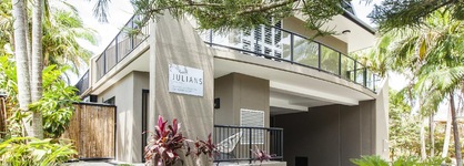 Julians Apartments