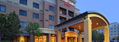 Courtyard By Marriott Mississauga - Airport Corporate Centre West