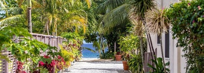 Coral Sands Apartments