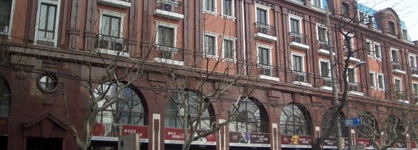 Ladoll Service Apartment