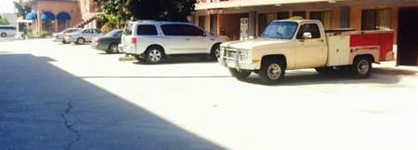 Travelers Inn
