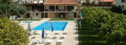 Pelekanos Apartments