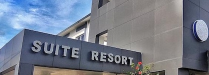 Acuarium Suite Resort