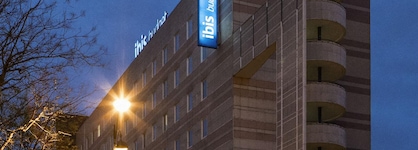 Ibis Budget Paris Porte De Montmartre
