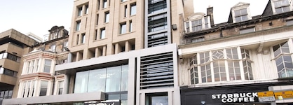 Premier Inn Edinburgh (Princes Street)