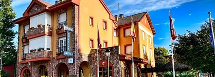 Hotel Tierra De La Reina