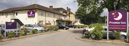 Premier Inn Bagshot