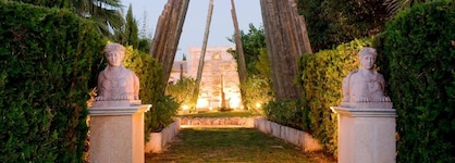 Es Revellar Art Resort