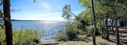 The Original Boutiques, Hotel Lakeside