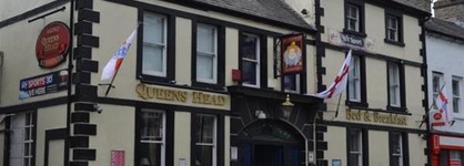 The Queens Head Hotel