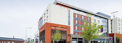 Premier Inn Swansea Waterfront