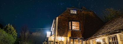 The Black Horse Inn