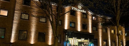Mondo Hotel