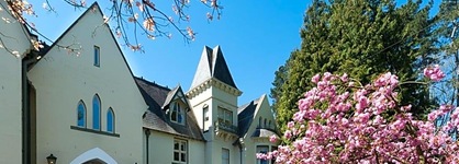 The Glen Yr Afon House Hotel