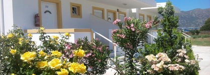Nikos 2 Studios & Apartments