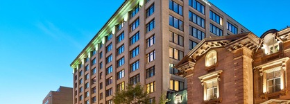 Le Square Phillips Hotel And Suites