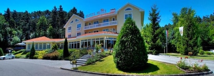 Villa Medici Hotel Restaurant
