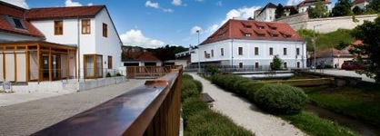 Gizella Hotel And Restaurant