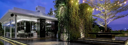 Fm7 Resort Hotel Jakarta