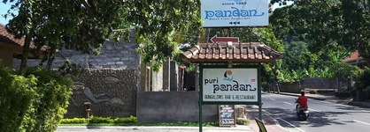 Puri Pandan Restaurant & Bungalows